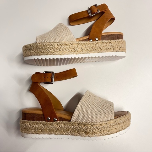 Imperfect Soda Stylish Espadrille Sandals open toe buckle ankle sz 7 tan brown - Picture 1 of 12